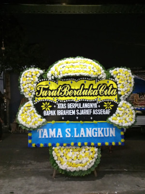 Papan Bunga Duka di Mazino